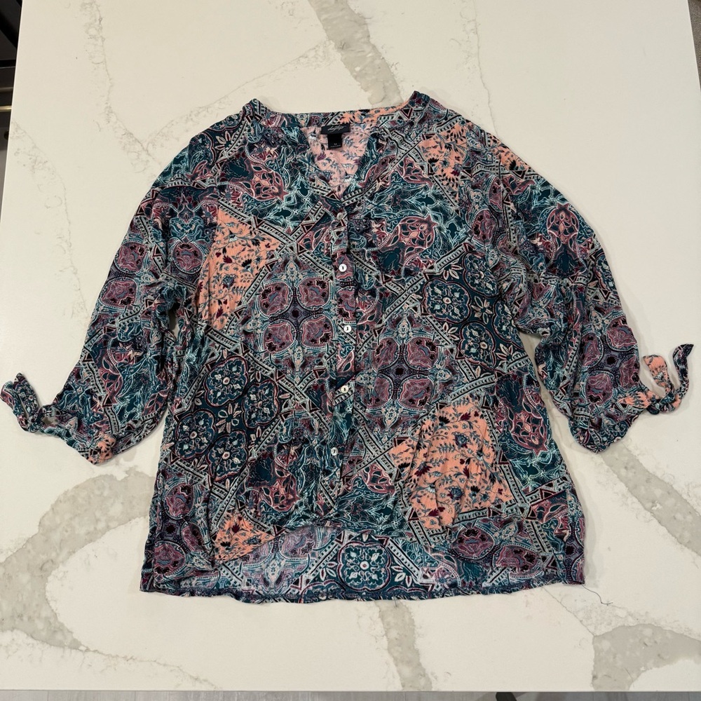 Daytrip Multiprint Split Neck Button Down High Lo… - image 1